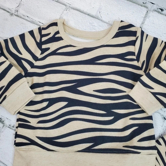 Zebra Girls Fleece Lined Sweatshirt and Sweatpants Matching Set Winter Clothes - Picture 6 of 7